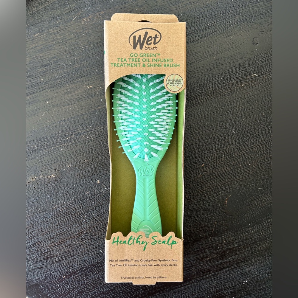 Wet Brush Go Green Treatment & Shine Brush